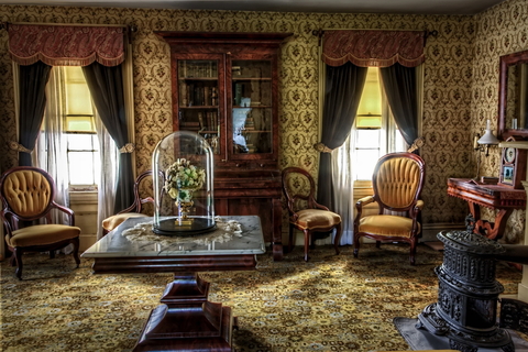 Royalty free image of The Parlor by Pixabay contributer VinnyCiro